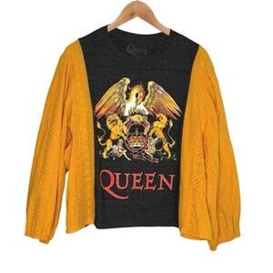 Handmade custom QUEEN T-SHIRT TOP BLOUSE Size L